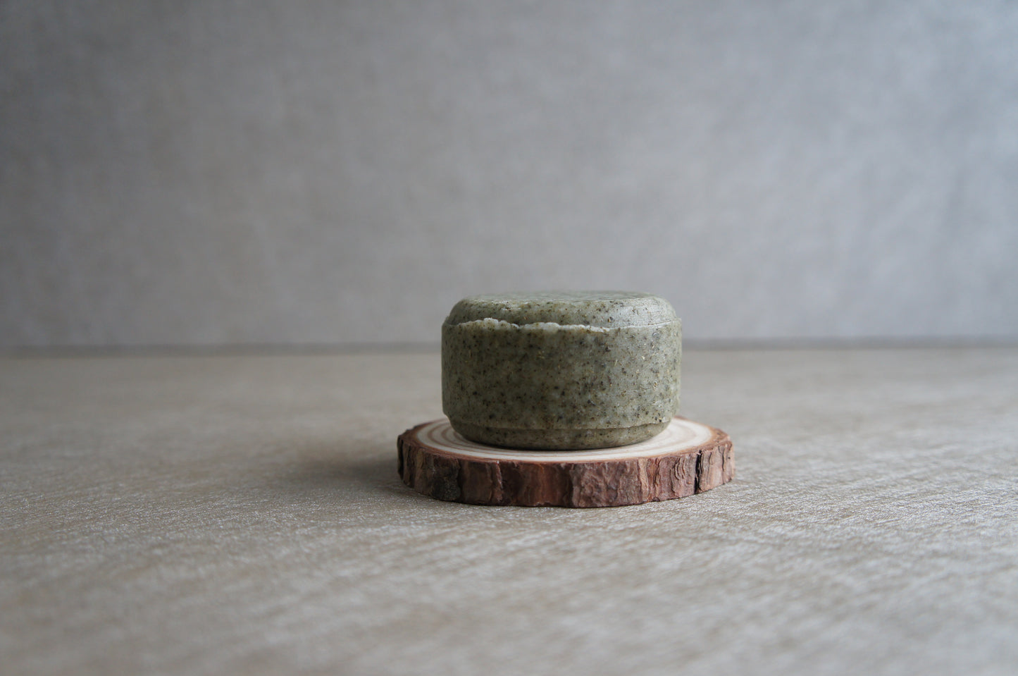Nettle & Tea Tree Shampoo Bar for Dry & Curly Hair