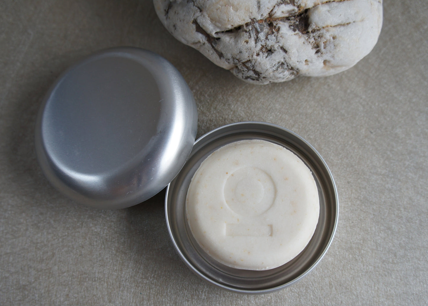Shea & Oatmeal Shampoo Bar In Travel Tin